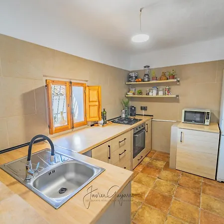 Сasa de vacaciones Casa De Pueblo En Alicante. Cuquet De Llum.