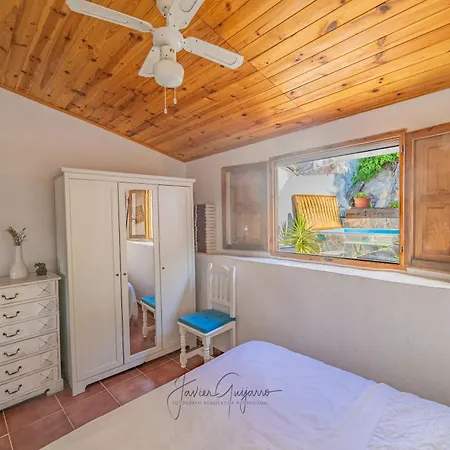 Сasa de vacaciones Casa De Pueblo En Alicante. Cuquet De Llum.