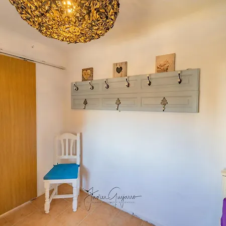 Casa De Pueblo En Alicante. Cuquet De Llum. Onil