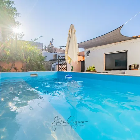 Casa De Pueblo En Alicante. Cuquet De Llum. Onil