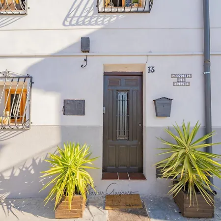 Casa De Pueblo En Alicante. Cuquet De Llum.