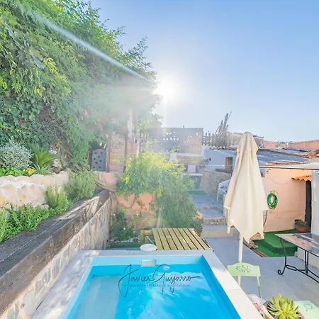 Casa De Pueblo En Alicante. Cuquet De Llum. *