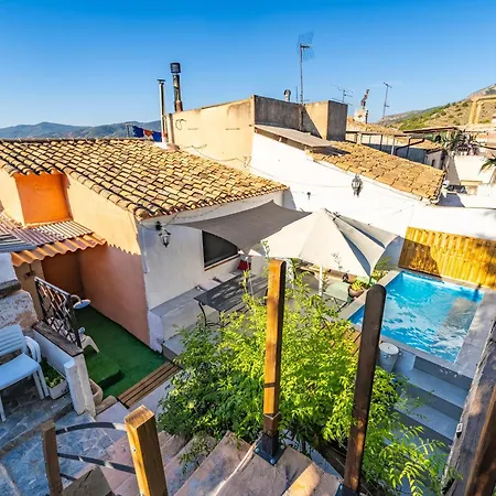 Сasa de vacaciones Casa De Pueblo En Alicante. Cuquet De Llum. *
